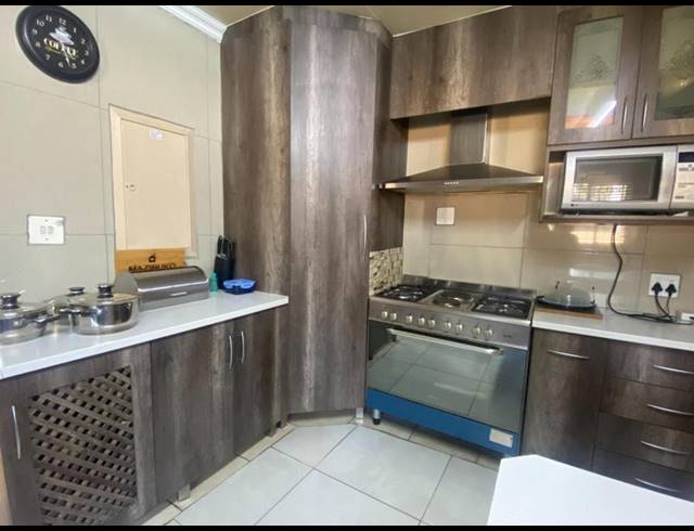4 BEDROOM HOUSE FOR SALE IN LILYVALE